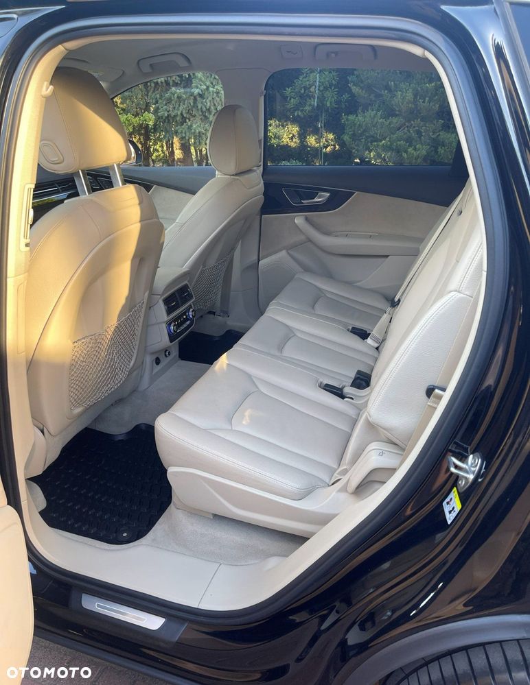 Audi Q7 - 14