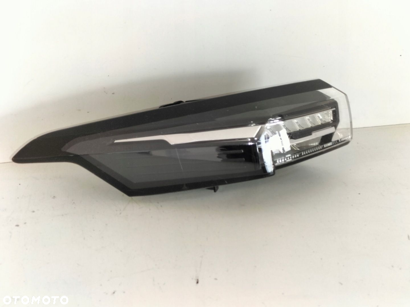 Lampa tylna tył lewa PEUGEOT 308 III T10 21- LED - 2