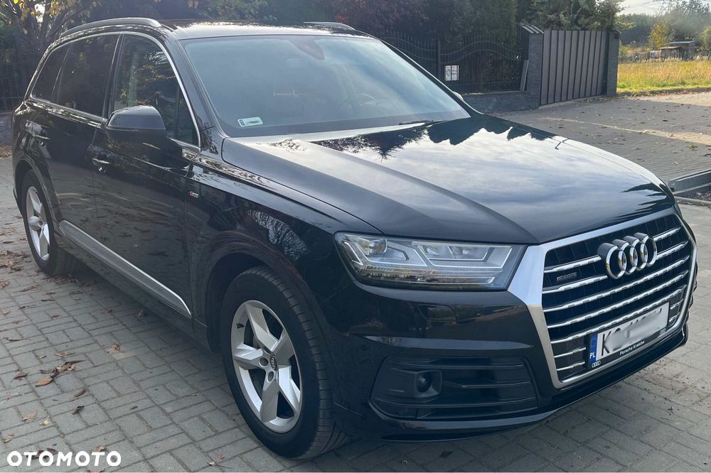 Audi Q7 - 1