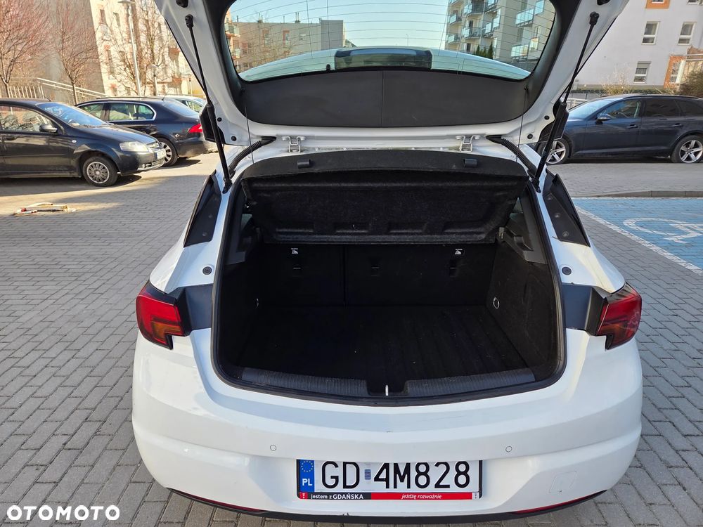 Opel Astra 1.6 CDTI Essentia S&S - 14