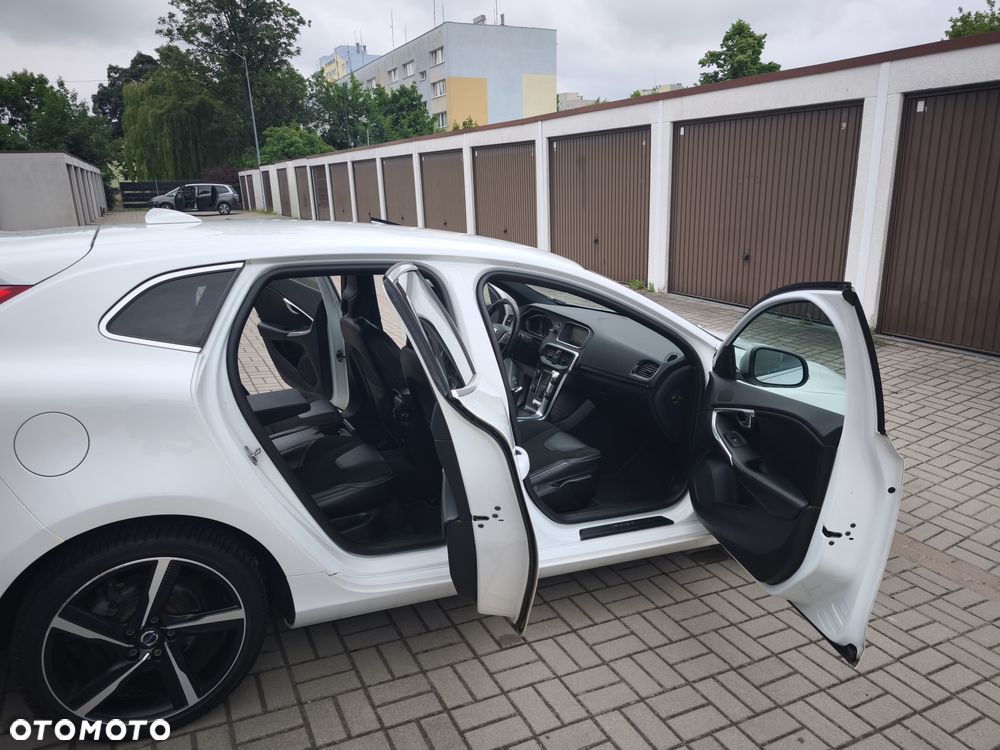 Volvo V40 D4 RDesign - 22