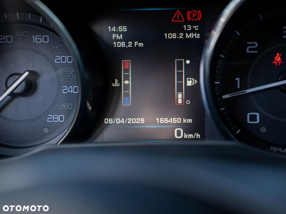 Jaguar XE 20d Pure - 22