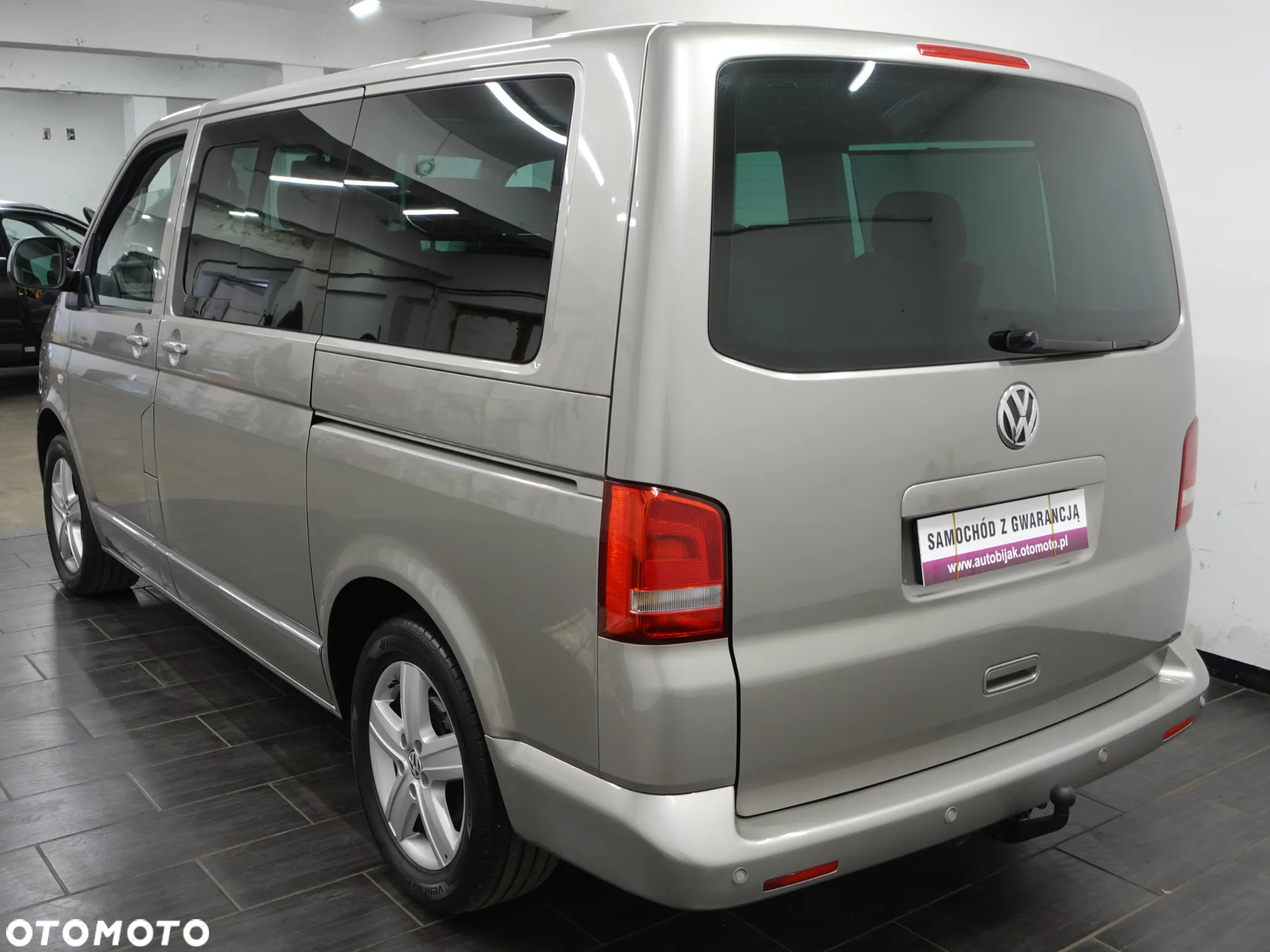 Volkswagen Multivan - 6