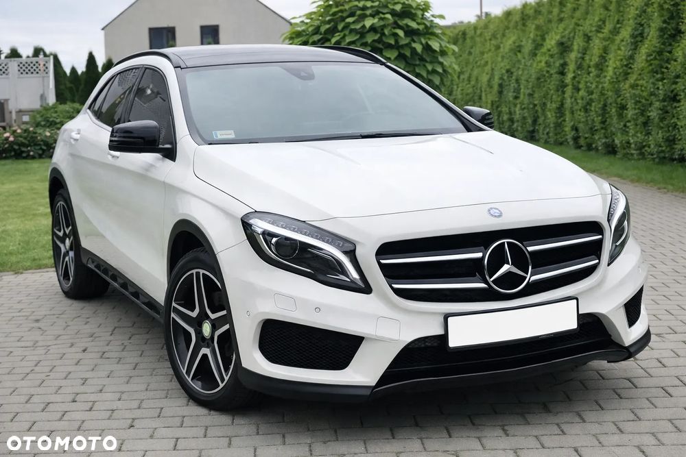 Mercedes-Benz GLA 250 4-Matic AMG Line - 6