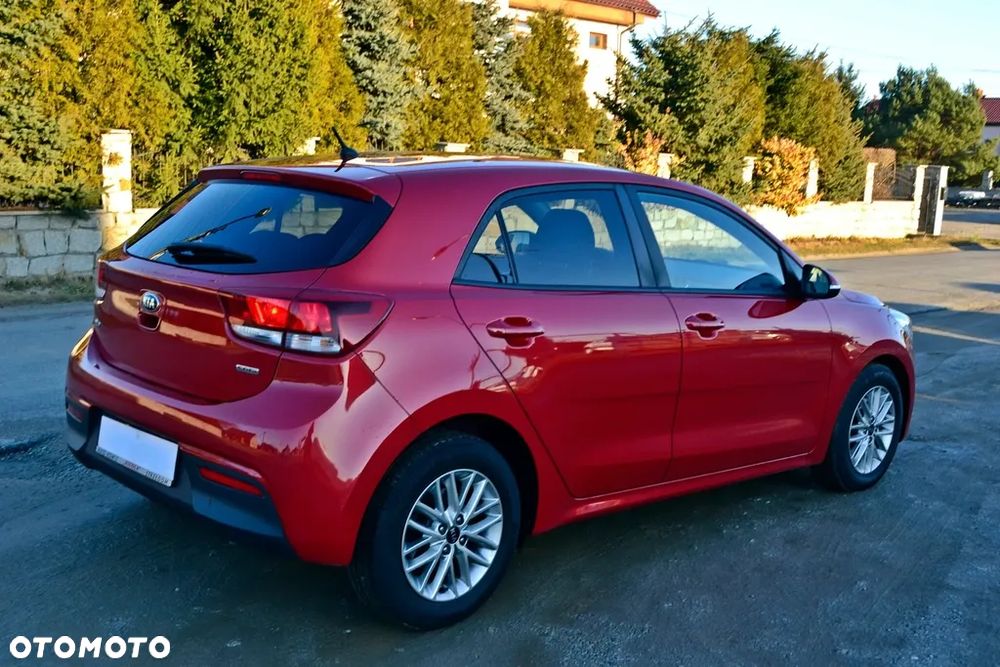 Kia Rio 1.4 CRDi 77 Dream-Team Edition - 13