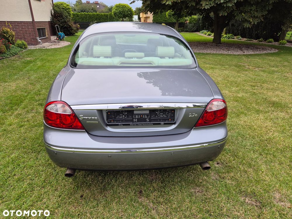 Jaguar S-Type 2.7 V6 D Executive - 11