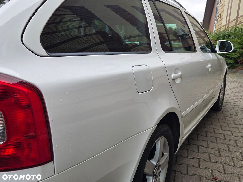 Skoda Octavia 2.0 TDI DPF Sport Edition - 16