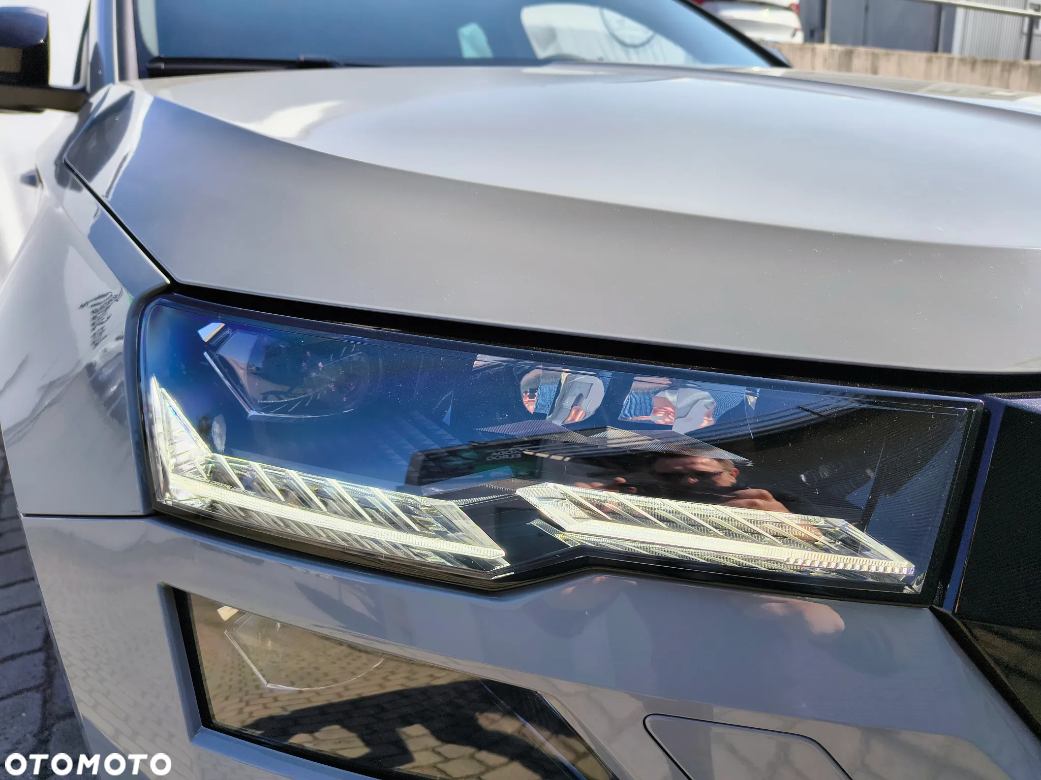 Skoda Karoq 1.5 TSI ACT Sportline DSG - 6