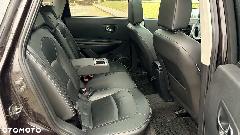 Nissan Qashqai 2.0 4x4 Tekna Premium - 27