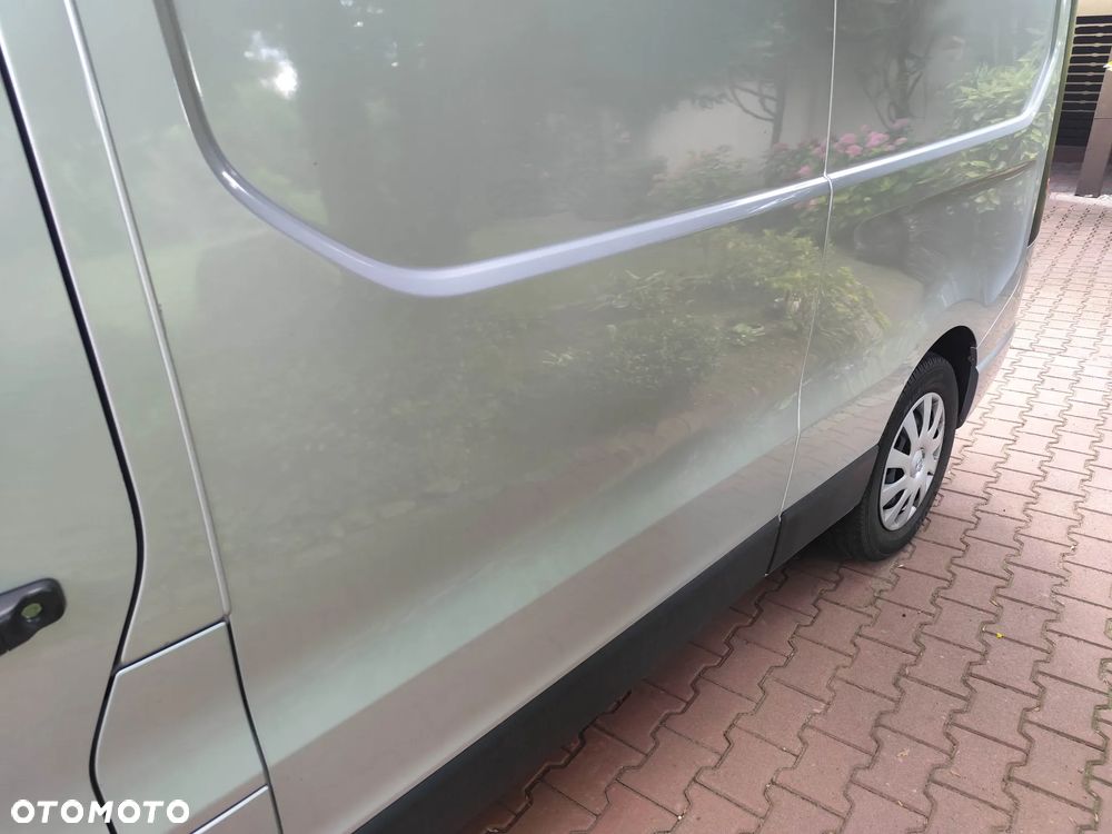 Opel Vivaro - 16