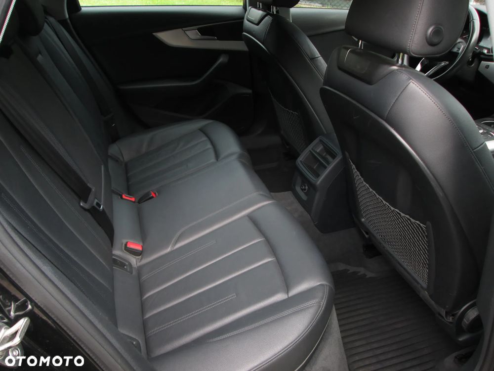 Audi A4 Avant 2.0 TDI S tronic - 18