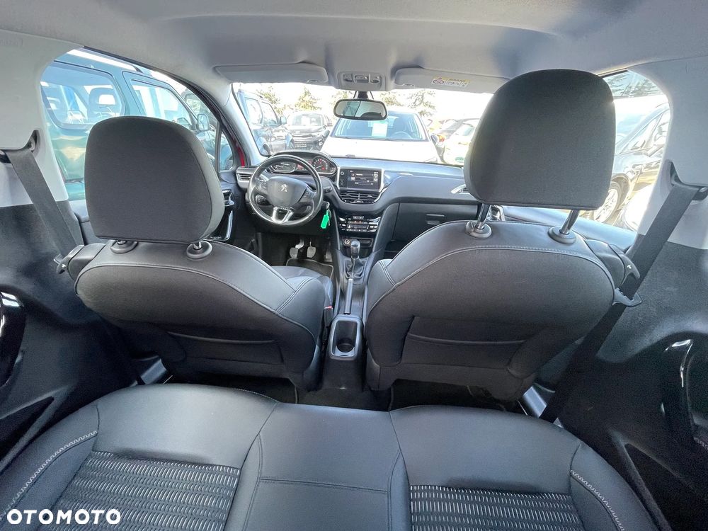 Peugeot 208 PureTech 110 Stop & Start Allure - 18