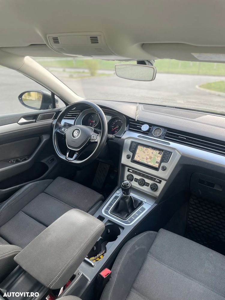 Volkswagen Passat 2.0 TDI Comfortline - 7