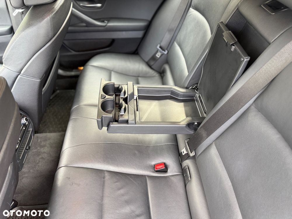 BMW Seria 5 - 39