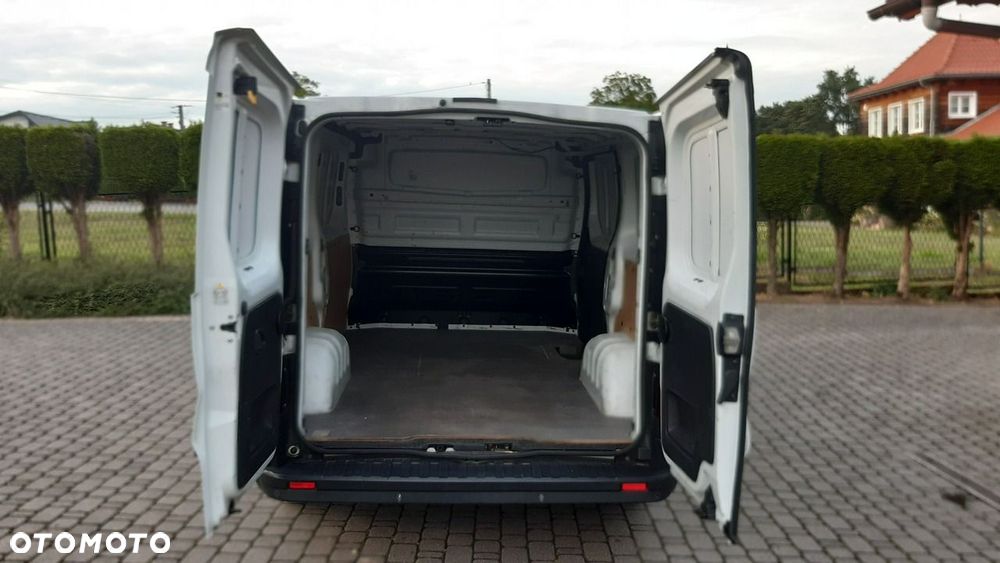 Renault Trafic - 26