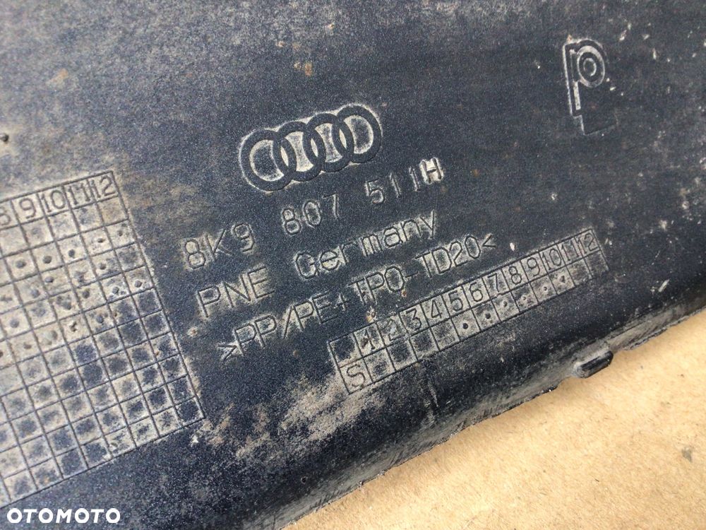 Zderzak tylny Audi A4 8K0 Kombi lakier Lava Grau LZ7L - 7