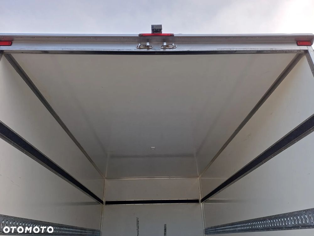 Iveco 35S16 - 21