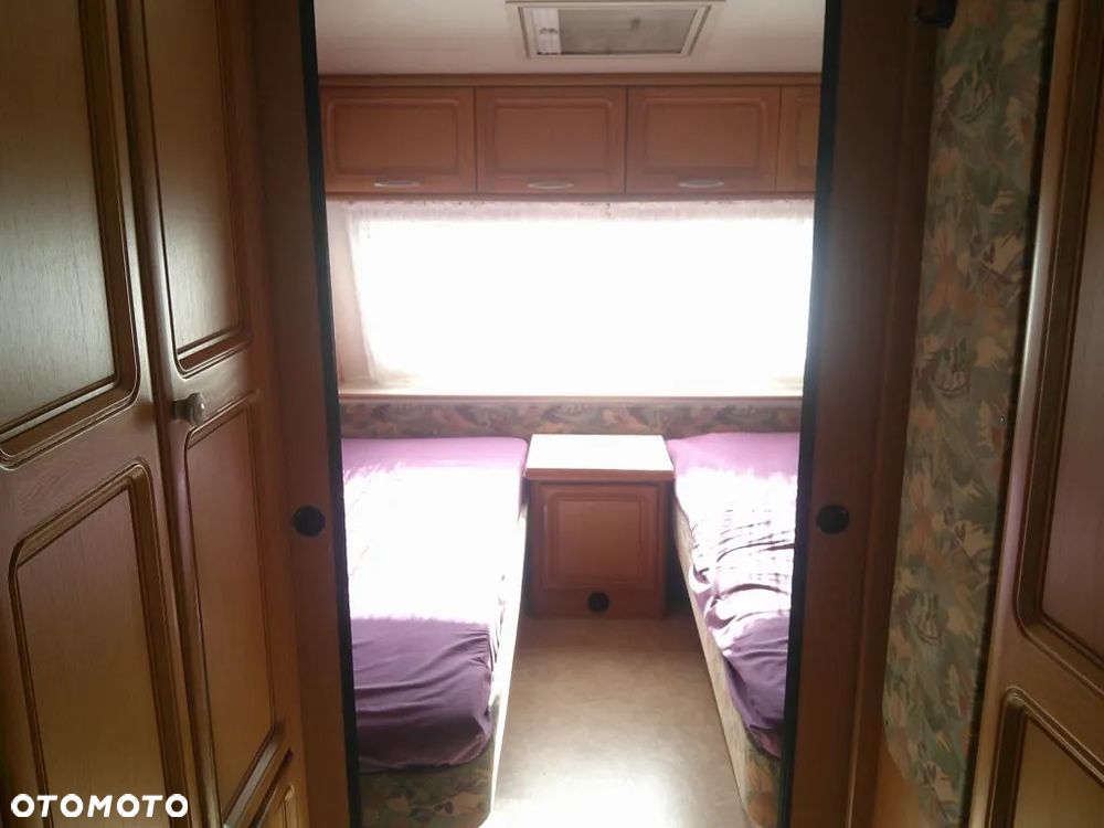 Hobby PRESTIGE 650 Z DODATKOWYM DACHEM - 12