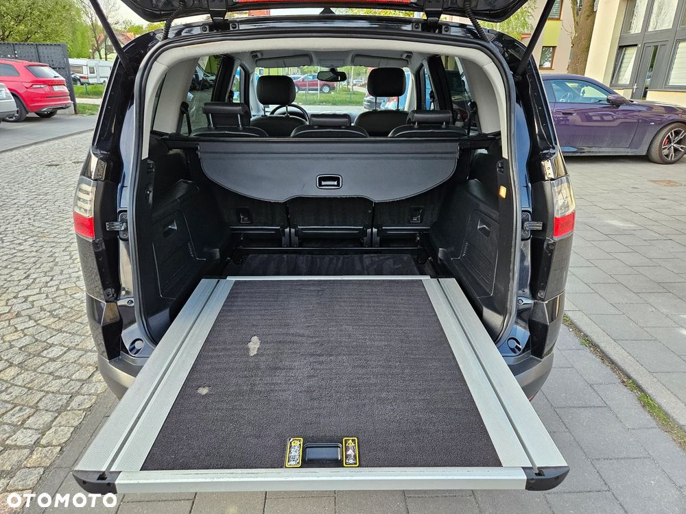 Ford S-Max 2.0 TDCi Titanium - 14