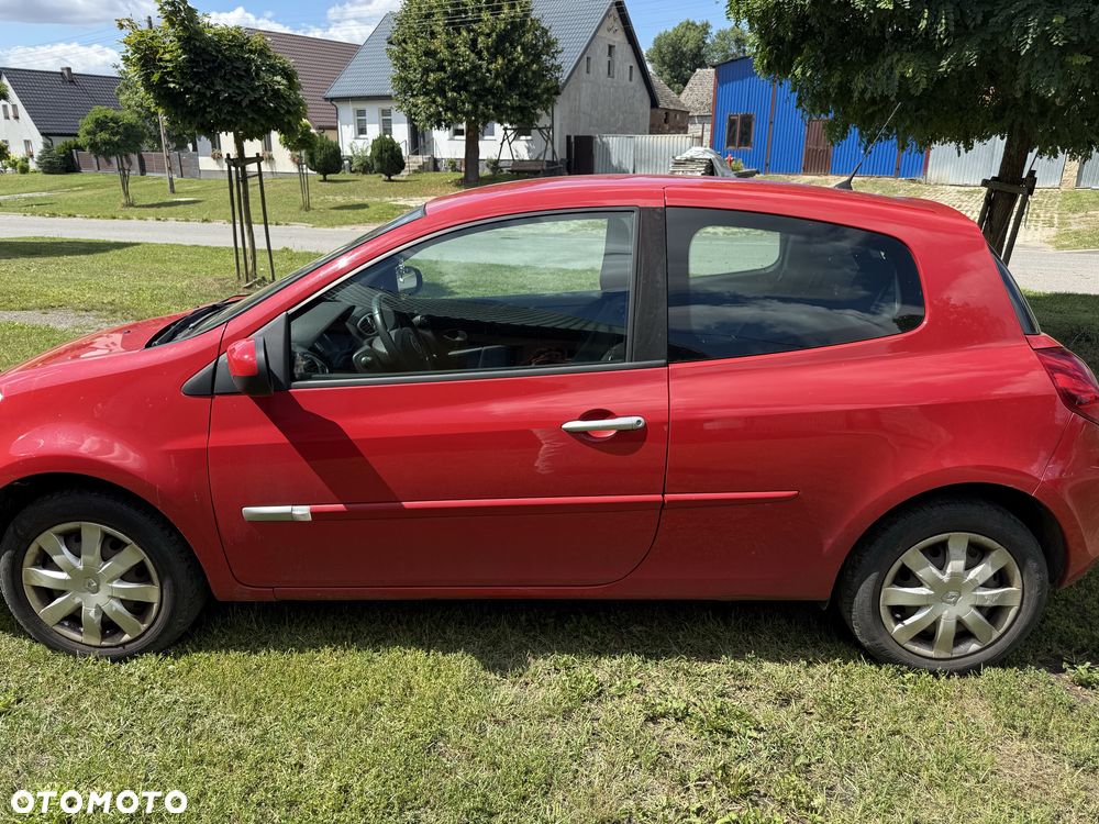 Renault Clio - 3