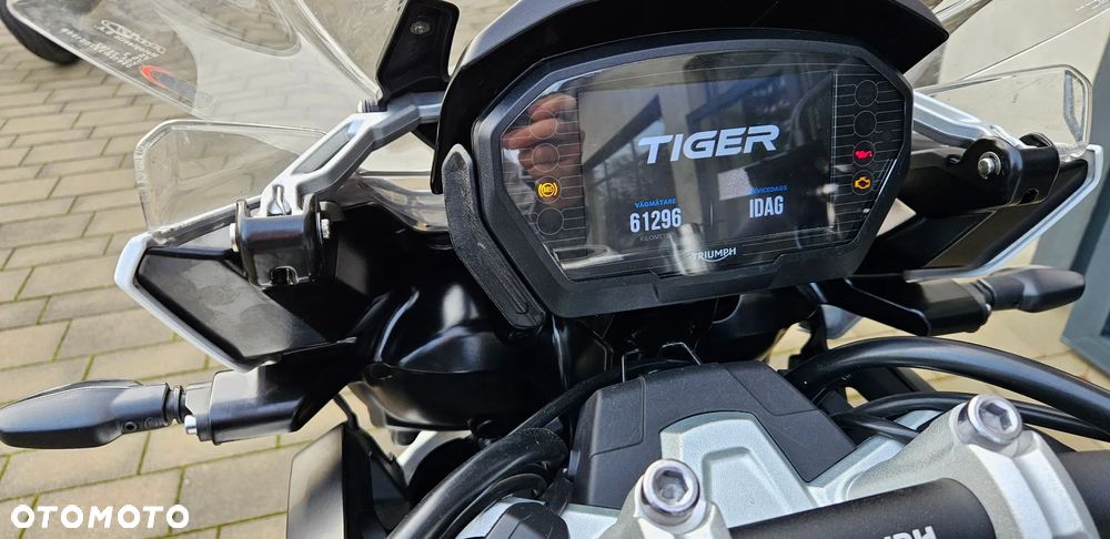 Triumph Tiger - 7