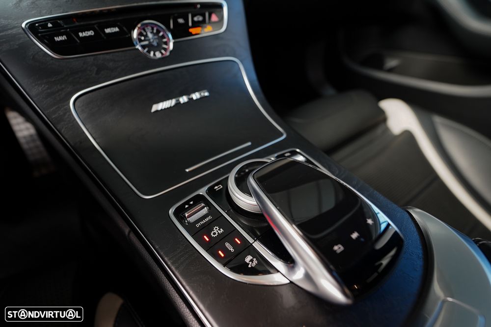 Mercedes-Benz C 63 AMG S - 22