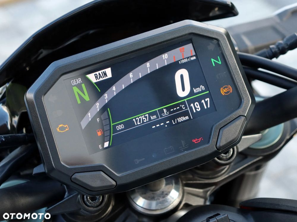 Kawasaki Z 900 - 14