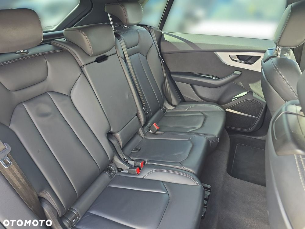Audi Q8 50 TDI mHEV Quattro Tiptronic - 11