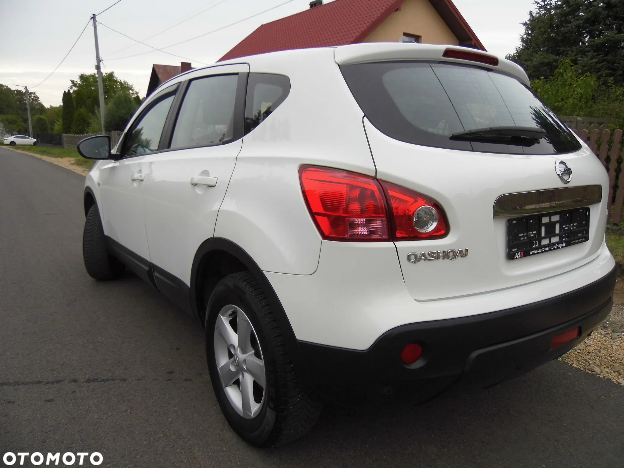 Nissan Qashqai 1.6 visia - 11