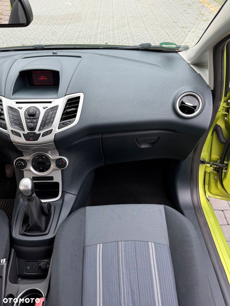 Ford Fiesta 1.25 Titanium - 15