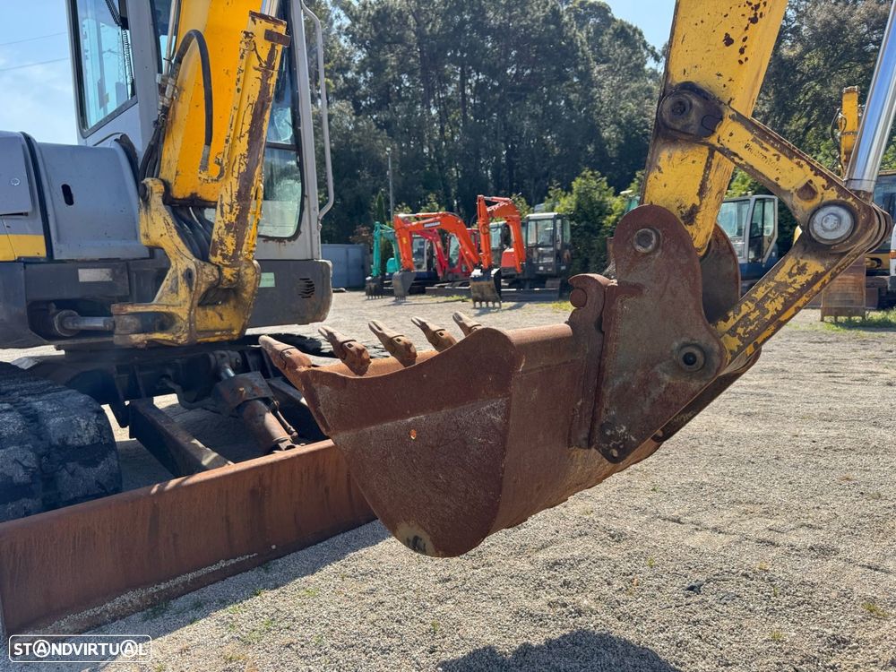 New Holland E50.2C E50.2C - 18