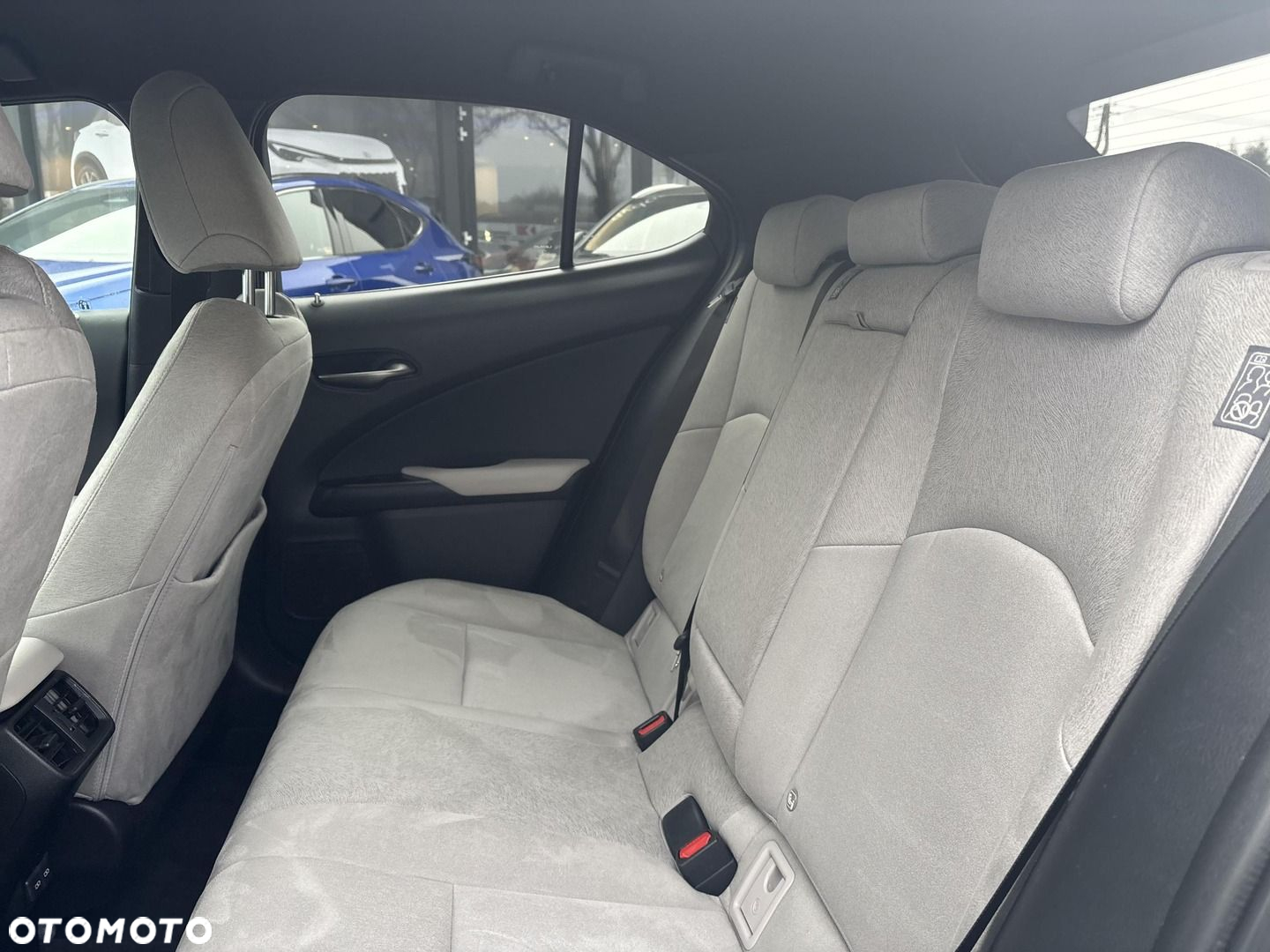 Lexus UX - 19