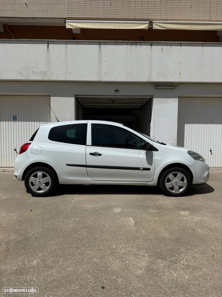 Renault Clio 1.5 dCi Confort - 4