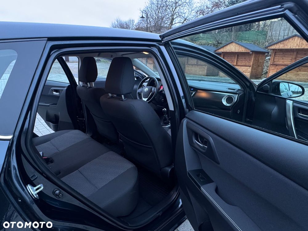 Toyota Auris 1.6 Premium Start - 12