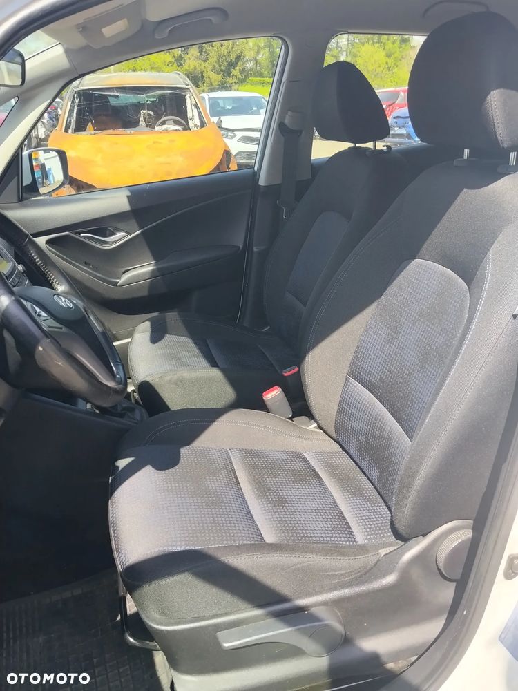 Hyundai ix20 1.4 Classic - 17