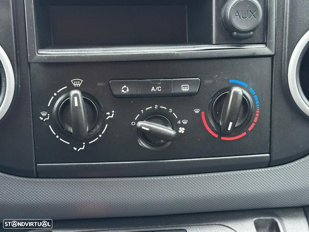 Peugeot Partner Longa 1.6 HDI 3 Lug. IVA Dedutível - 13