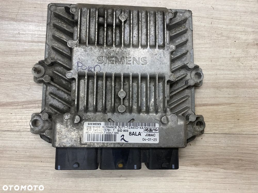 KOMPUTER STEROWNIK SILNIKA ECU FORD FOCUS MK2 5WS40137BT 3U7112A650XA