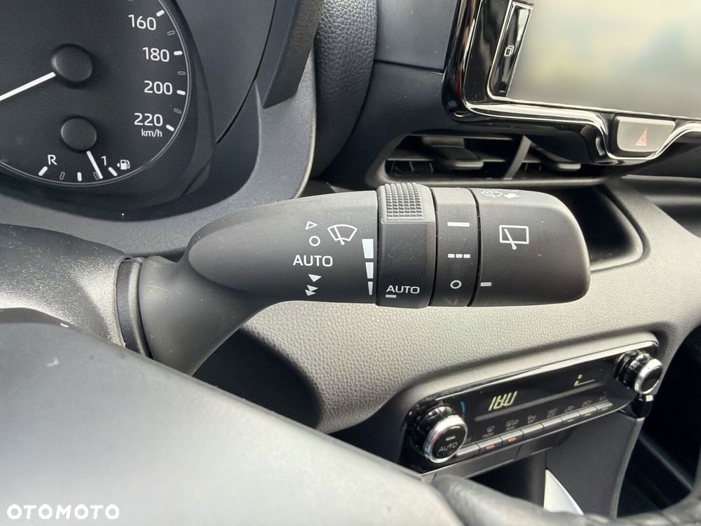 Toyota Yaris - 19
