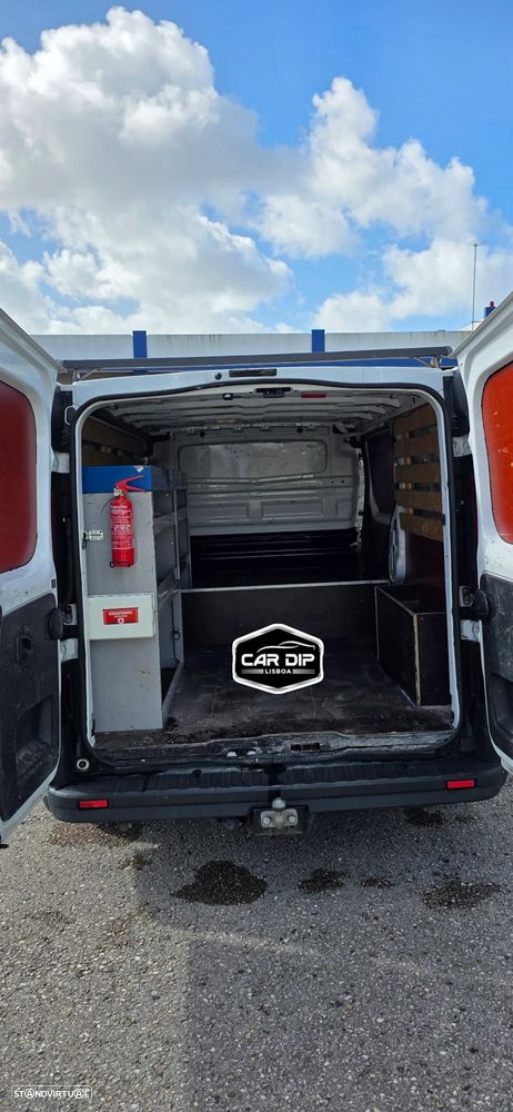 Opel Vivaro - 10