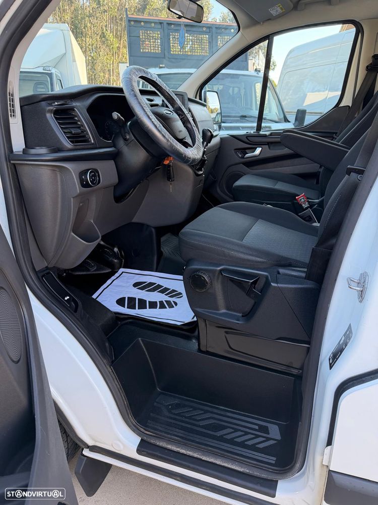 Ford Transit Custom - 8 Lugares - 11