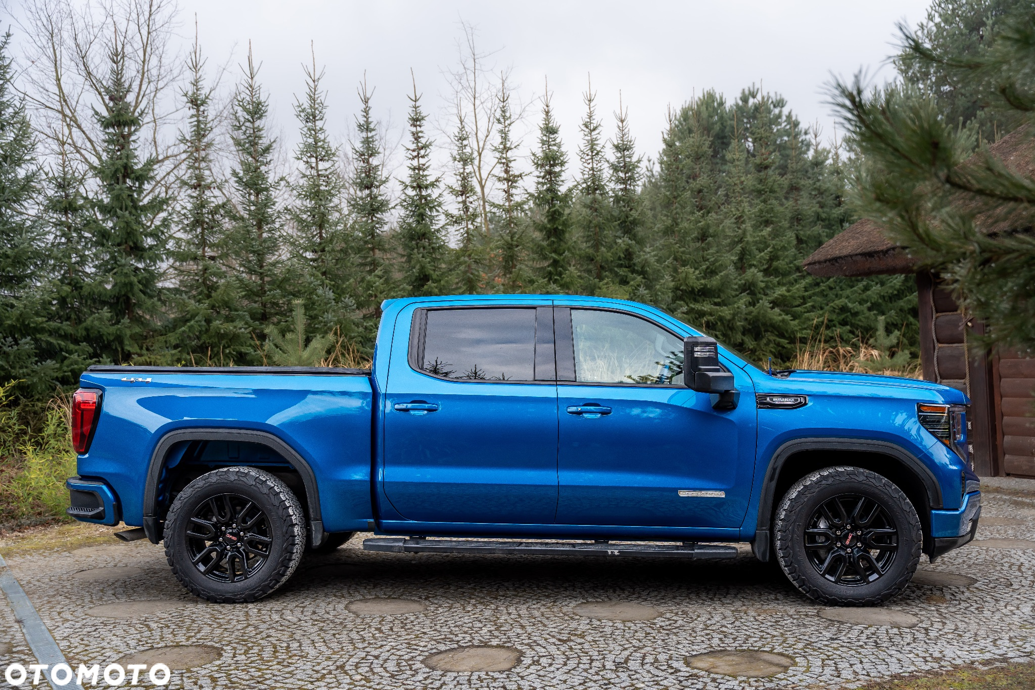 GMC Sierra - 8