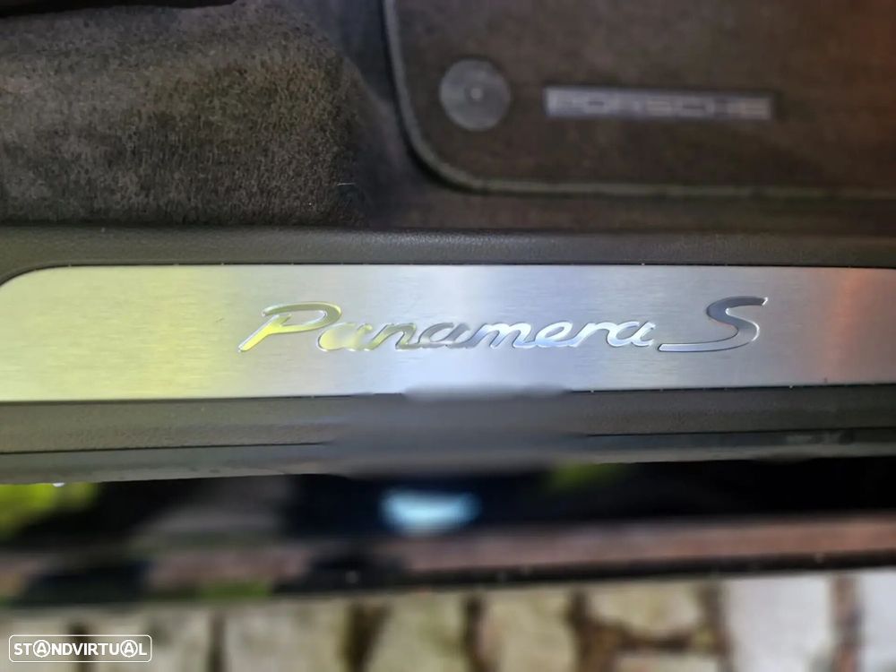 Porsche Panamera - 19