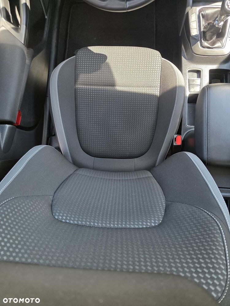 Ford Focus 1.5 EcoBlue Start-Stopp-System COOL&CONNECT - 17
