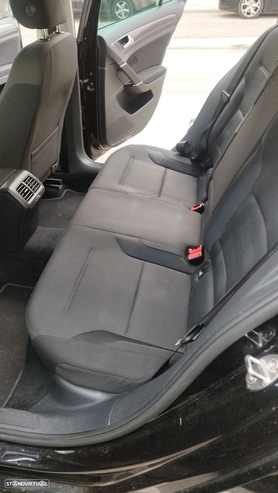 VW Golf Variant 1.6 TDi Confortline - 8