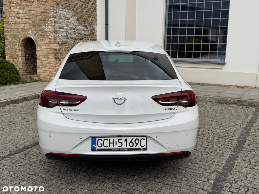 Opel Insignia ver-1-5-di-turbo - 6