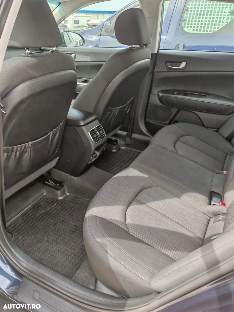 Kia Optima 1.7 DSL 7DCT Comfort - 36