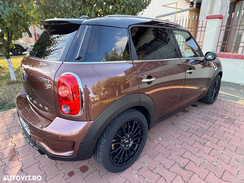 Mini Countryman - 2