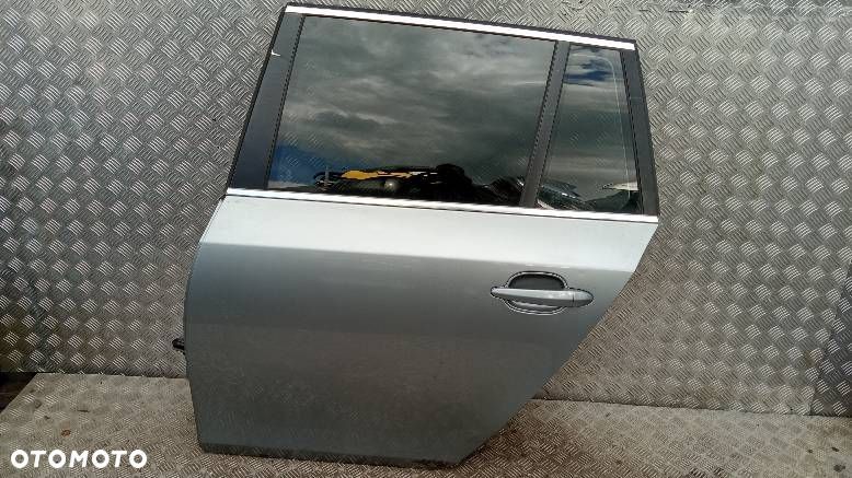 DRZWI LEWE TYLNE BMW E61 - 1