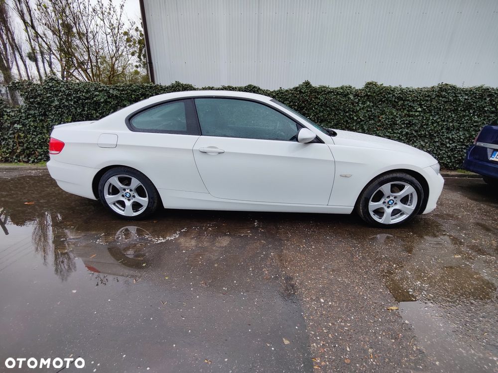 BMW Seria 3 320d - 6