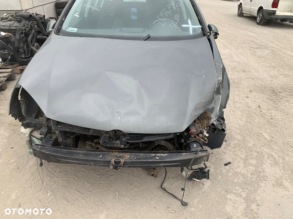 VOLKSWAGEN GOLF 2003 *SAMOCHÓD NA CZĘŚCI* LAMPA LUSTERKO DRZWI MASKA KLAPA BELKA ZDERZAK BŁOTNIK PRAWA LEWA PRZÓD TYŁ